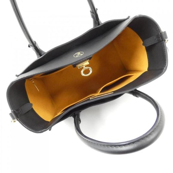 Louis Vuitton On My Side MM Bag Calf Taffeta - Picture 8 of 10